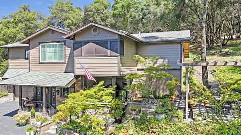 23602 Acacia Ct, Auburn, CA 95602