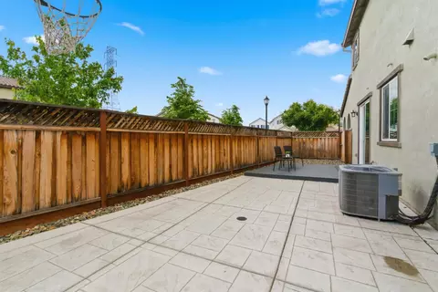 146 E Rodbell Ln, Mountain House, CA 95391 photo 38