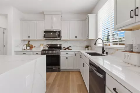 146 E Rodbell Ln, Mountain House, CA 95391 photo 18