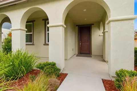146 E Rodbell Ln, Mountain House, CA 95391 photo 6