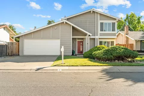 5 Rambleoak Cir, Sacramento, CA 95831