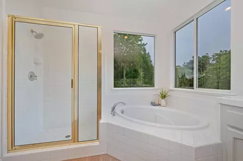 Bath - 5321 Clipper Ct, Rocklin, CA 95765 photo 3 of 5