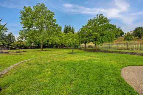 Exterior - 5321 Clipper Ct, Rocklin, CA 95765 photo 14 of 19