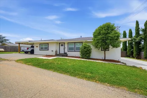 10200 Indian Hill Rd, Newcastle, CA 95658