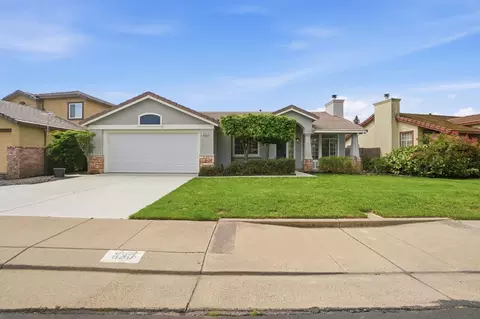 830 Sugar Pine Dr, Lathrop, CA 95330