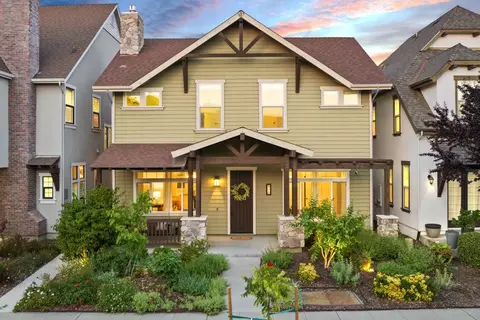 3177 Crocker Dr, Sacramento, CA 95818