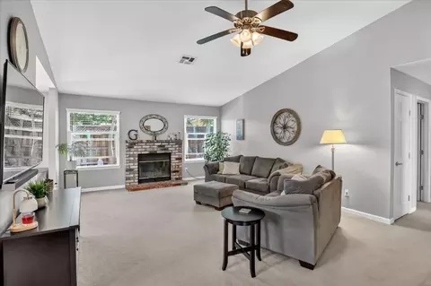 Living - 4800 Endicott Ct, Salida, CA 95368 photo 2 of 3