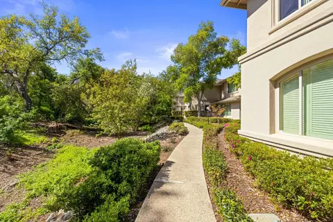 11290 Stanford Court Ln #207, Gold River, CA 95670