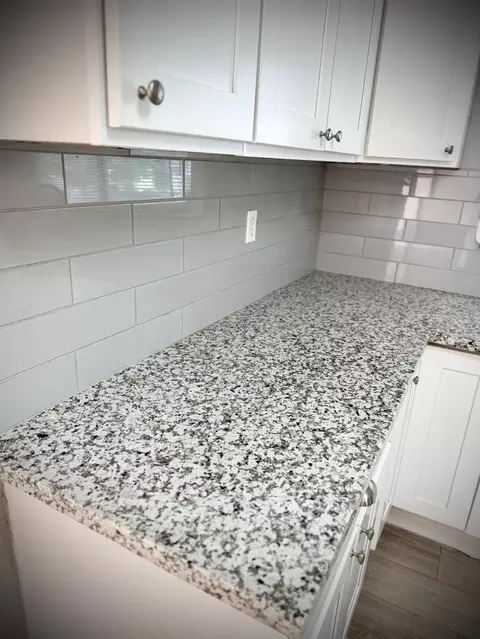 Kitchen - 522 Wolfe Ave, Turlock, CA 95380 photo 12 of 15