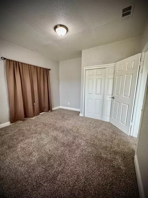 Bedroom - 522 Wolfe Ave, Turlock, CA 95380 photo 1 of 6