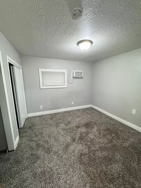 Bedroom - 522 Wolfe Ave, Turlock, CA 95380 photo 2 of 6