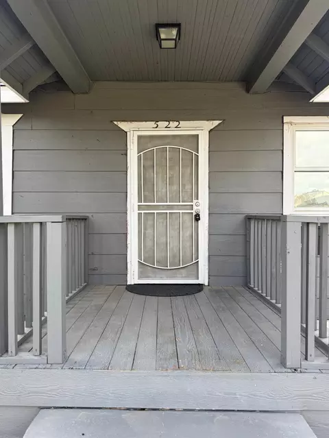 Exterior - 522 Wolfe Ave, Turlock, CA 95380 photo 4 of 14