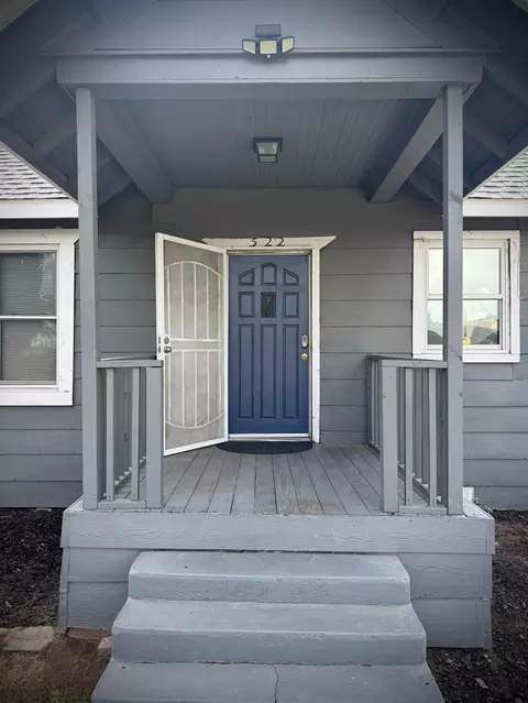 Exterior - 522 Wolfe Ave, Turlock, CA 95380 photo 5 of 14