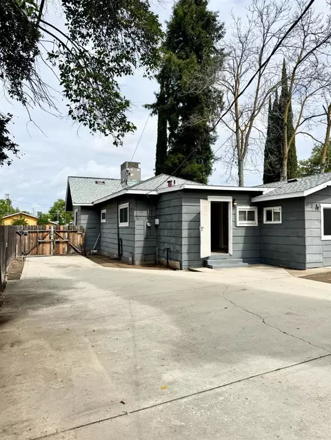 Exterior - 522 Wolfe Ave, Turlock, CA 95380 photo 9 of 14