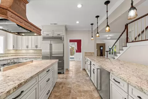 Kitchen - 1037 Vienna Dr, Lodi, CA 95242 photo 2 of 12