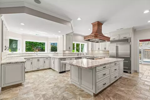 Kitchen - 1037 Vienna Dr, Lodi, CA 95242 photo 8 of 12