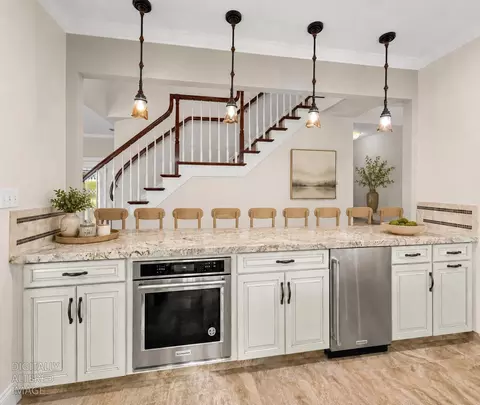 Kitchen - 1037 Vienna Dr, Lodi, CA 95242 photo 11 of 12