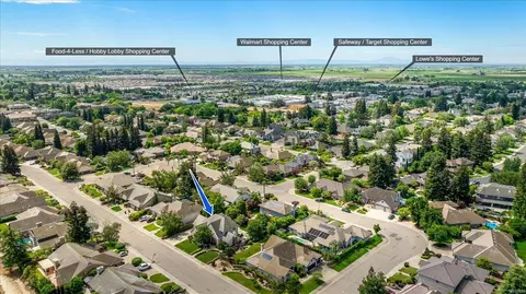 View/Area - 1037 Vienna Dr, Lodi, CA 95242 photo 3 of 6