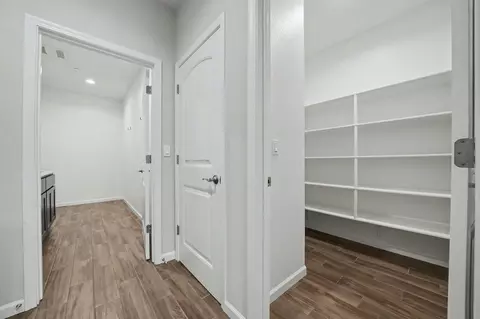 Entry Way - 2584 Lombardy Ct, Lodi, CA 95242 photo 1 of 3