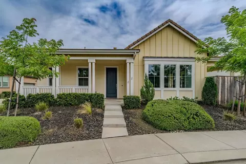 Exterior - 2584 Lombardy Ct, Lodi, CA 95242 photo 1 of 11
