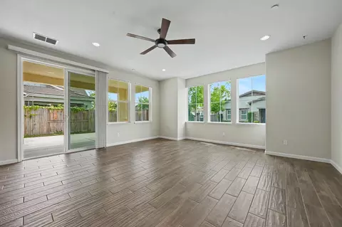 Living - 2584 Lombardy Ct, Lodi, CA 95242 photo 1 of 6
