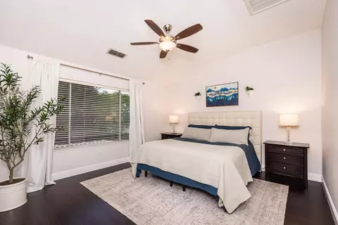 Bedroom - 8507 Crosspointe Ct, Antelope, CA 95843 photo 3 of 4