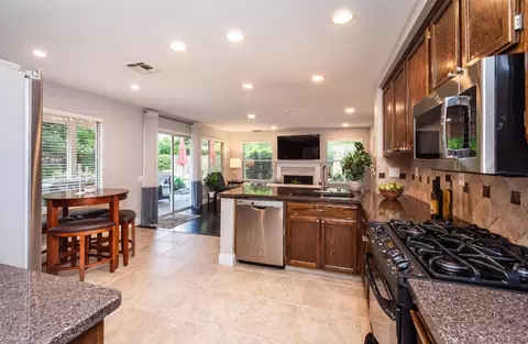 Kitchen - 8507 Crosspointe Ct, Antelope, CA 95843 photo 1 of 7