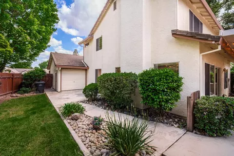 Exterior - 8507 Crosspointe Ct, Antelope, CA 95843 photo 18 of 27