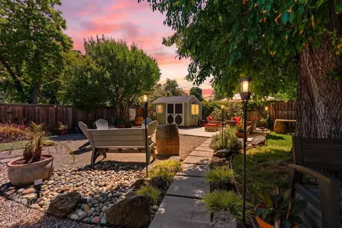 9132 Fair Oaks Blvd, Fair Oaks, CA 95628