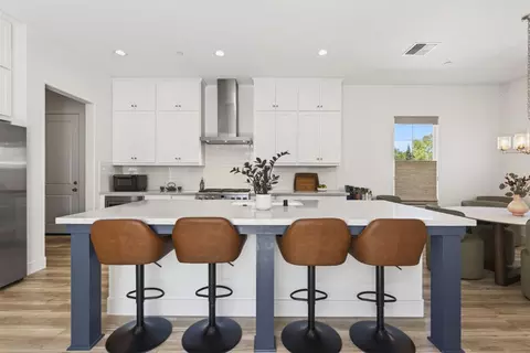 Kitchen - 3430 Grove Cir, Loomis, CA 95650 photo 8 of 12
