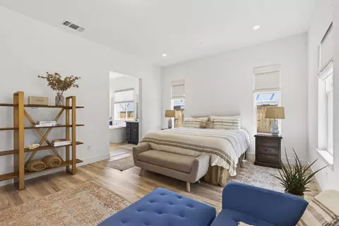 Bedroom - 3430 Grove Cir, Loomis, CA 95650 photo 3 of 6