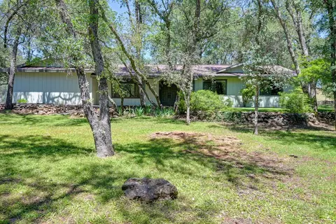 Exterior - 5339 Quail Valley Rd, Placerville, CA 95667 photo 2 of 14