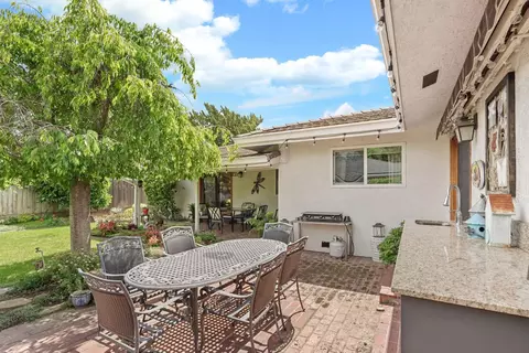 1909 W Vine St, Lodi, CA 95242 photo 35