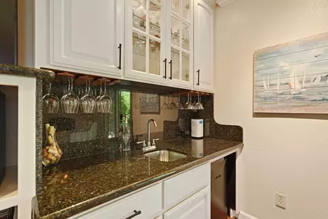 1909 W Vine St, Lodi, CA 95242 photo 17