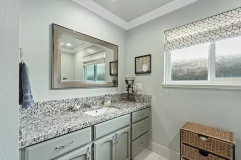 1909 W Vine St, Lodi, CA 95242 photo 22