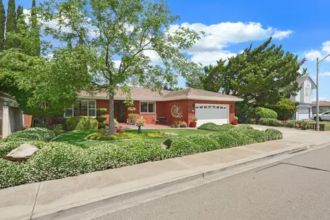 1909 W Vine St, Lodi, CA 95242 photo 6