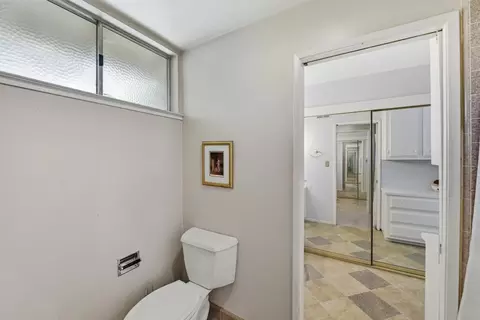 Bath - 5030 Keane Dr, Carmichael, CA 95608 photo 5 of 7