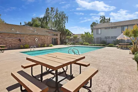 Exterior - 3905 Dale Rd #E, Modesto, CA 95356 photo 6 of 6