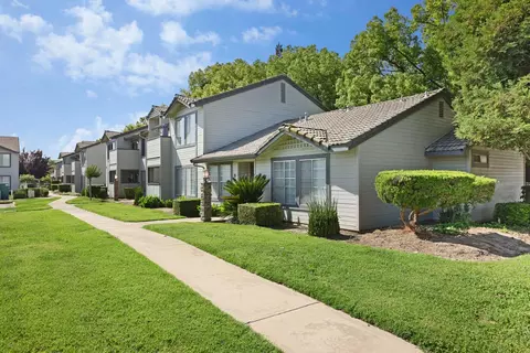 Exterior - 3905 Dale Rd #E, Modesto, CA 95356 photo 3 of 6