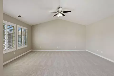 Living - 3905 Dale Rd #E, Modesto, CA 95356 photo 2 of 4