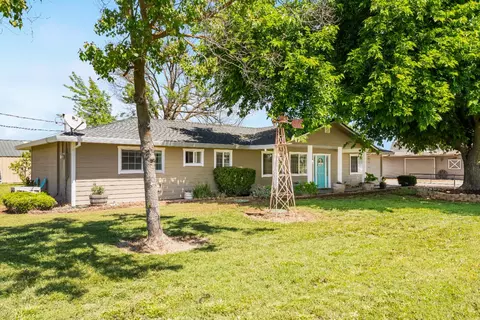 6842 Shaw Ln, Lincoln, CA 95648