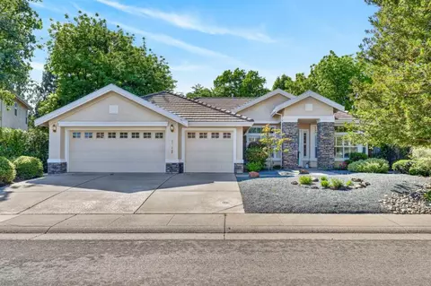 1112 Brookline Cir, Roseville, CA 95747