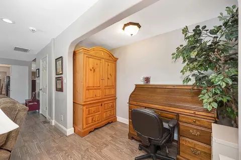 Entry Way - 4130 Prospect Dr, Carmichael, CA 95608 photo 4 of 4