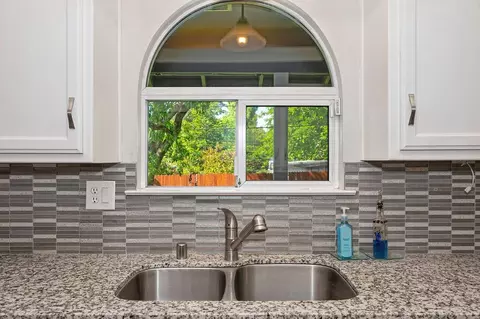 Kitchen - 4130 Prospect Dr, Carmichael, CA 95608 photo 4 of 8