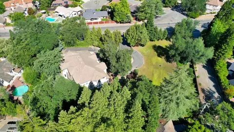 View/Area - 5244 Fair Oaks Blvd, Carmichael, CA 95608 photo 3 of 7