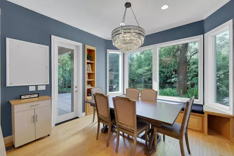 Dining - 5244 Fair Oaks Blvd, Carmichael, CA 95608 photo 3 of 4