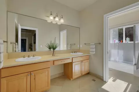 Bath - 5244 Fair Oaks Blvd, Carmichael, CA 95608 photo 8 of 11