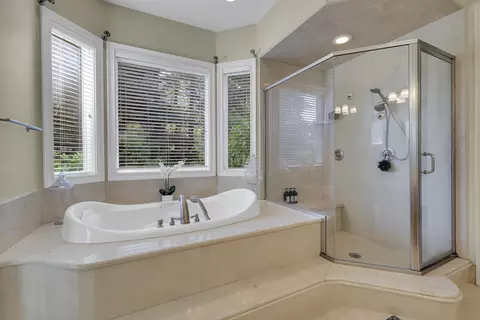 Bath - 5244 Fair Oaks Blvd, Carmichael, CA 95608 photo 5 of 11