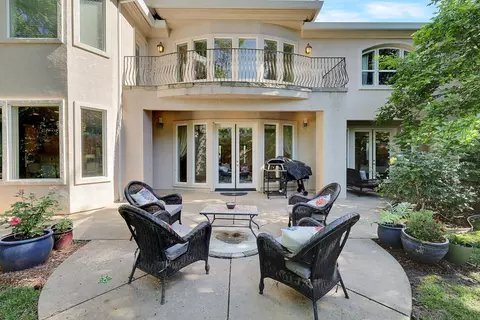 Exterior - 5244 Fair Oaks Blvd, Carmichael, CA 95608 photo 4 of 20