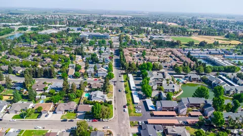 View/Area - 2900 Andre Ln #237, Turlock, CA 95382 photo 4 of 5
